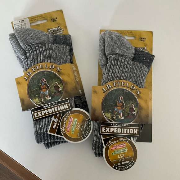 NWT Hiking socks - Picture 1 of 2